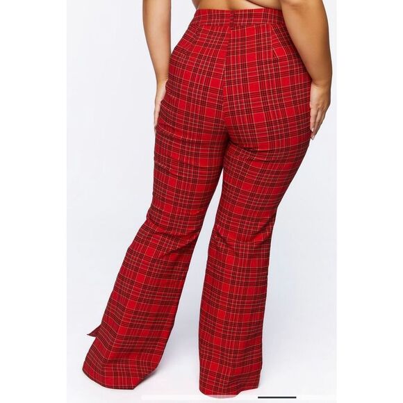Forever 21 Plus Size Plaid Mid-Rise Flare Pants - Picture 12 of 13